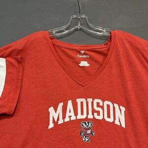 Wisconsin Badgers Shirt Women's XL Red V-Neck Bucky Badger Fanatics Madison